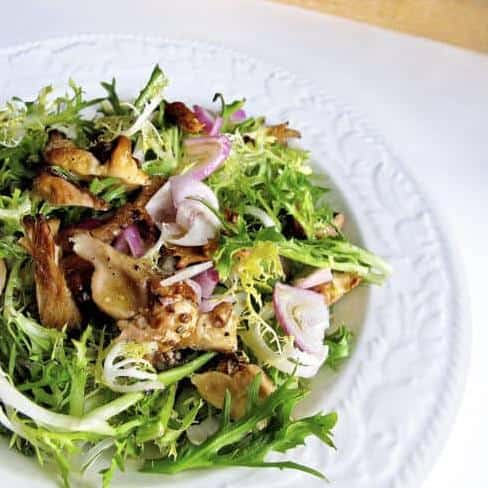  A caesar salad with a twist - sauteed oyster mushroom edition