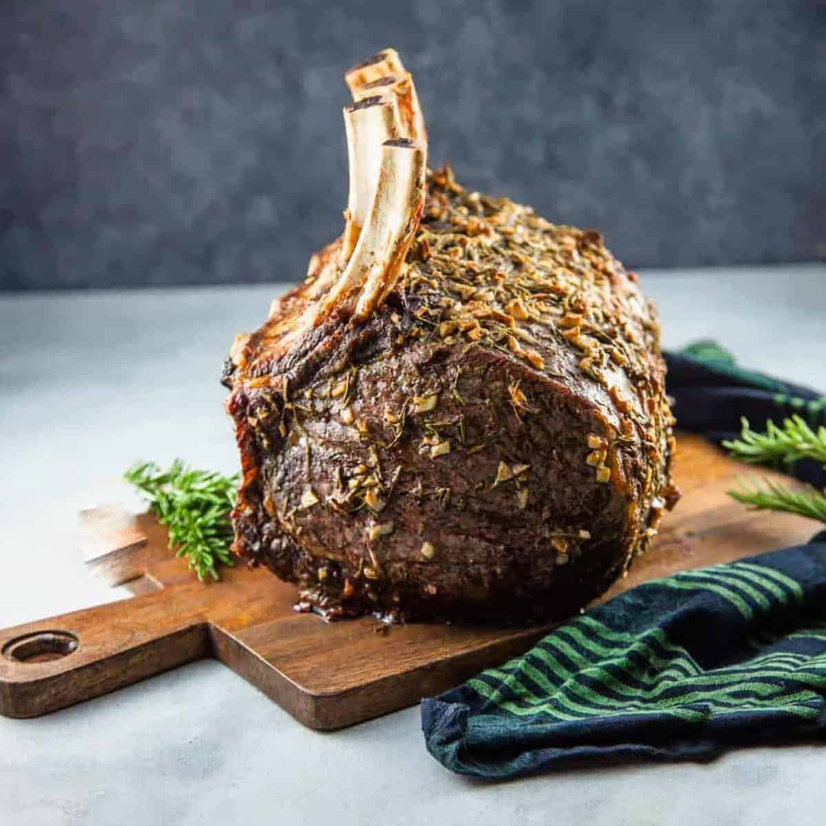  A generous amount of herbs and spices is what elevates this roast to a new level.