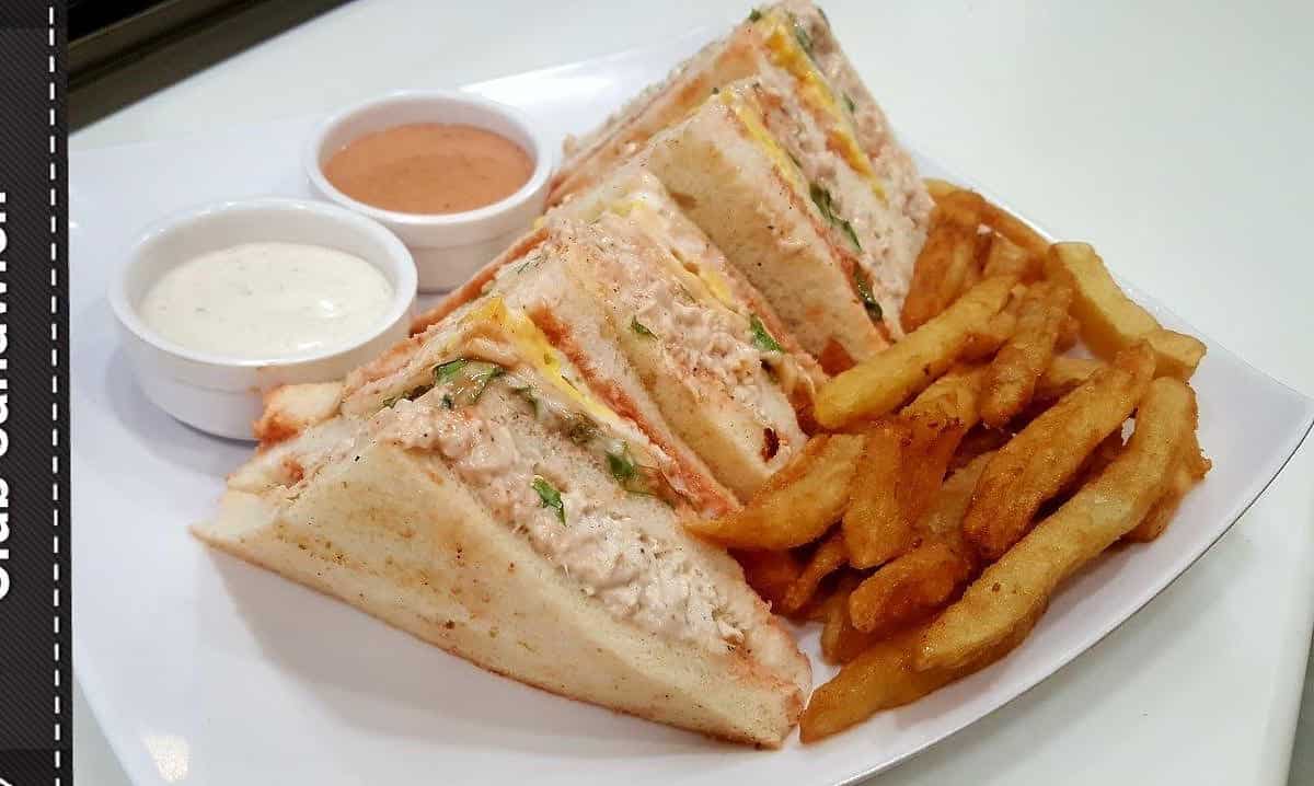 A sandwich loaded with flavors that will make your taste buds dance!