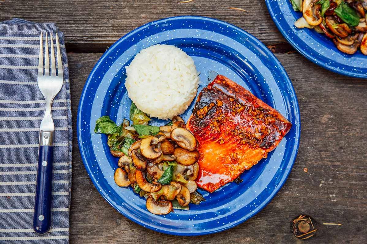  A sizzling and savory salmon bake for any outdoor gathering
