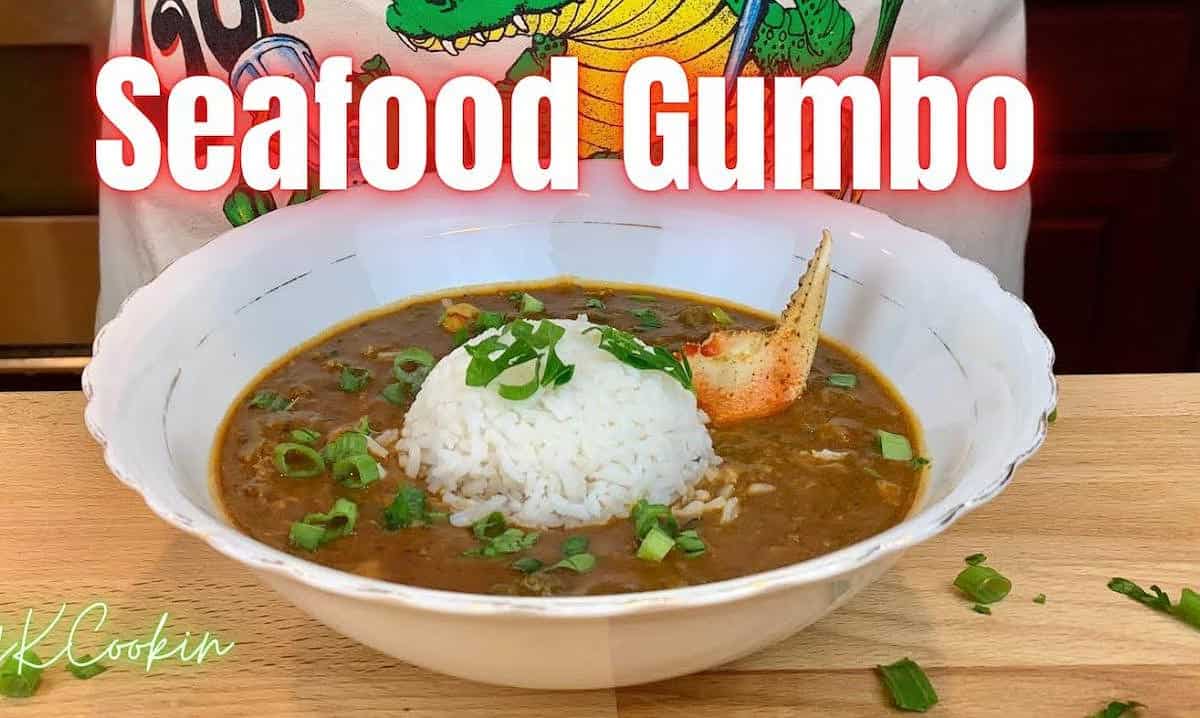  A steamy bowl of Papa's Seafood Gumbo, perfect for any occasion!