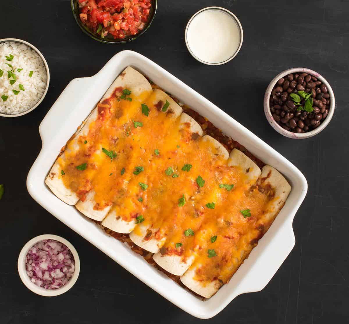 Delicious Cheesy Chicken Enchiladas Recipe