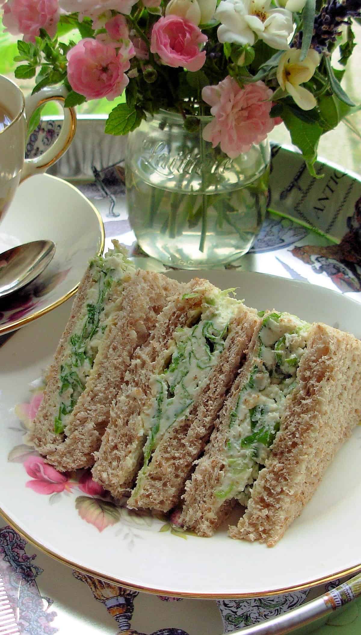  Delicious cream cheese tea sandwiches with a pop of green!