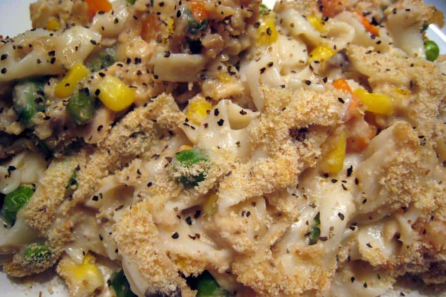  Dive into a creamy and flavorful tuna casserole with tofu noodles!