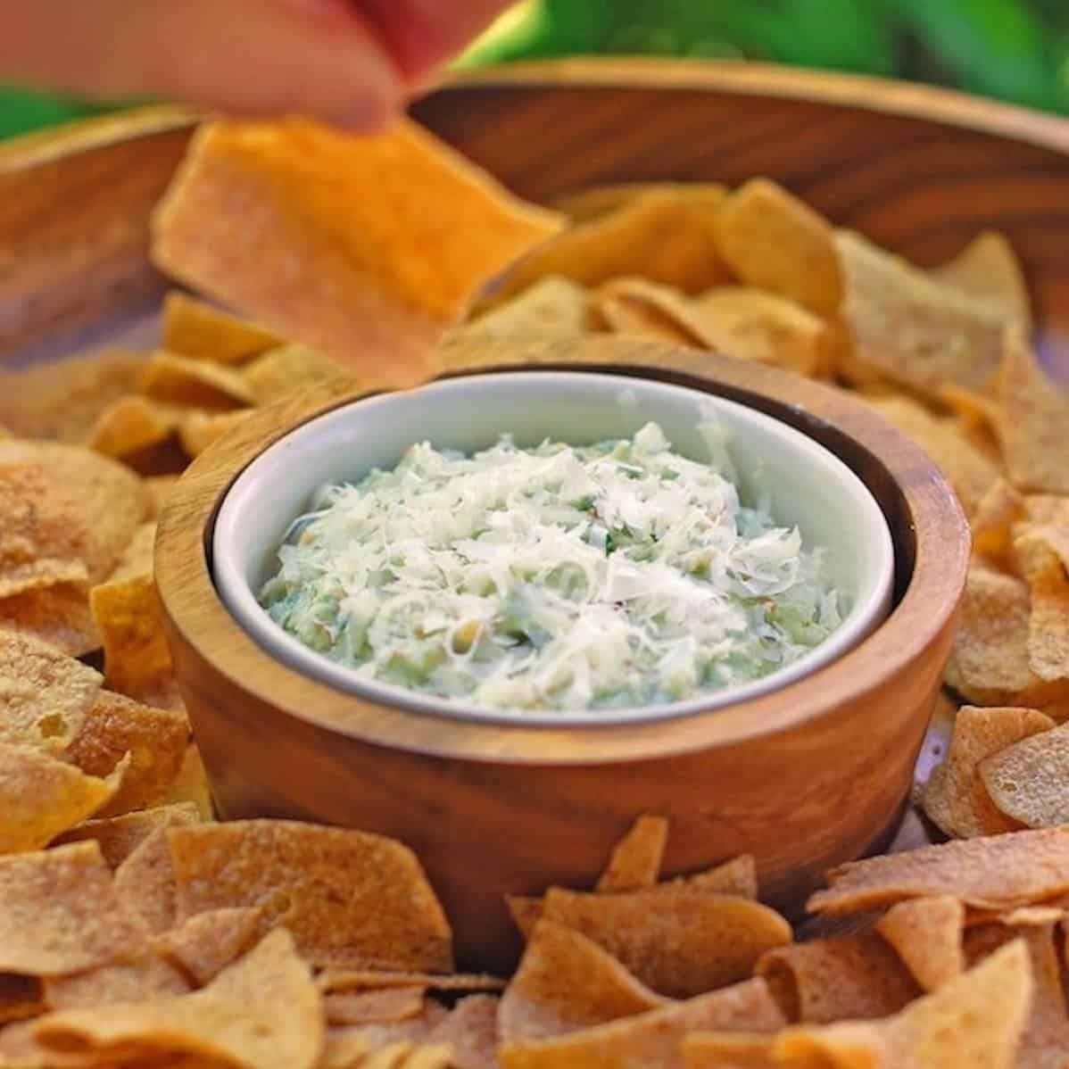  Garlic lovers, this one's for you! You won't be disappointed with this dip.