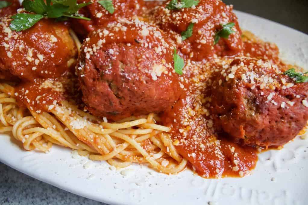  Get ready to party like the Rat Pack with these mouthwatering meatballs!
