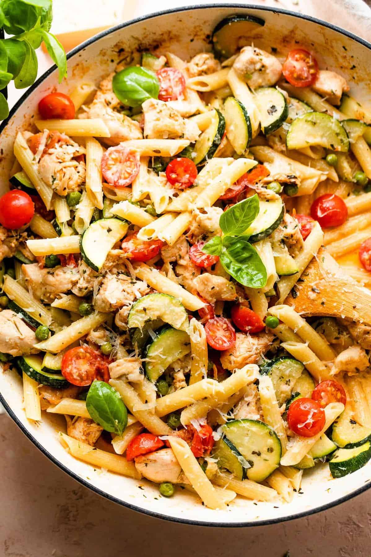  Get ready to taste the rainbow with this colorful pasta dish!