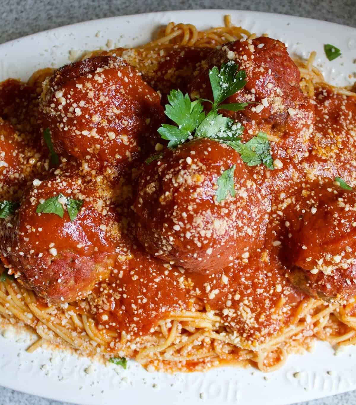  Give your guests a taste of Old Hollywood with these legendary meatballs named after the legendary Frank himself.