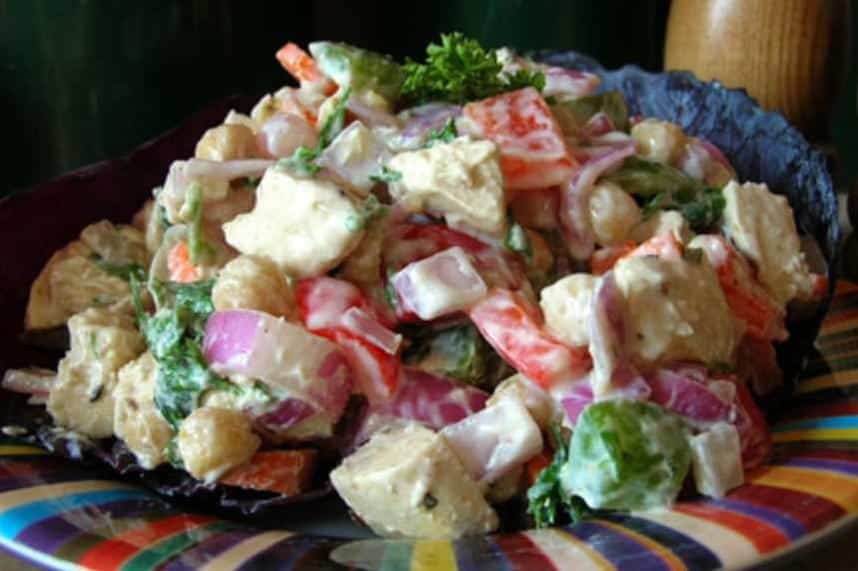  Impress your guests with this exotic and delicious chicken salad