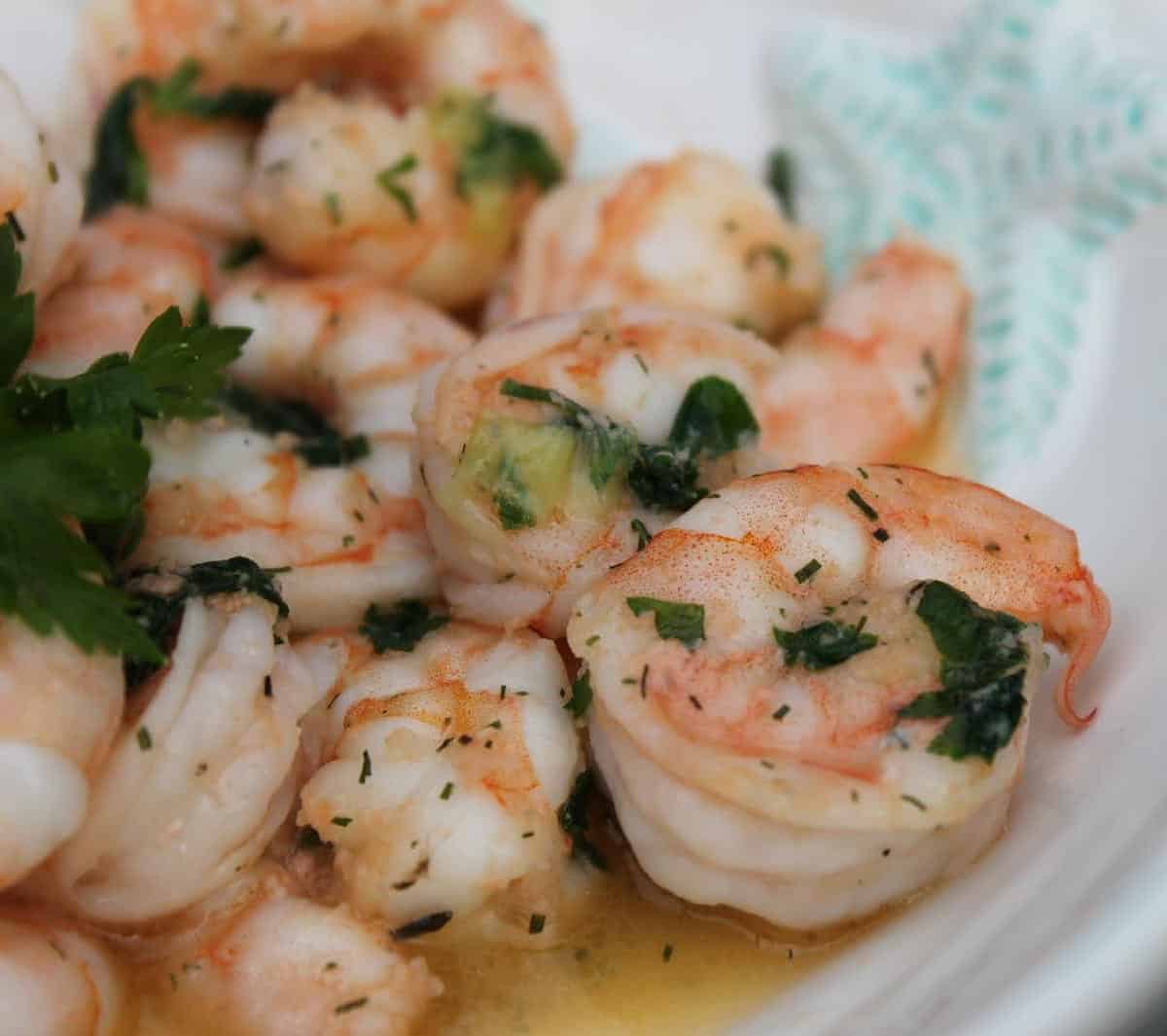  Juicy and succulent shrimp, cooked to perfection.