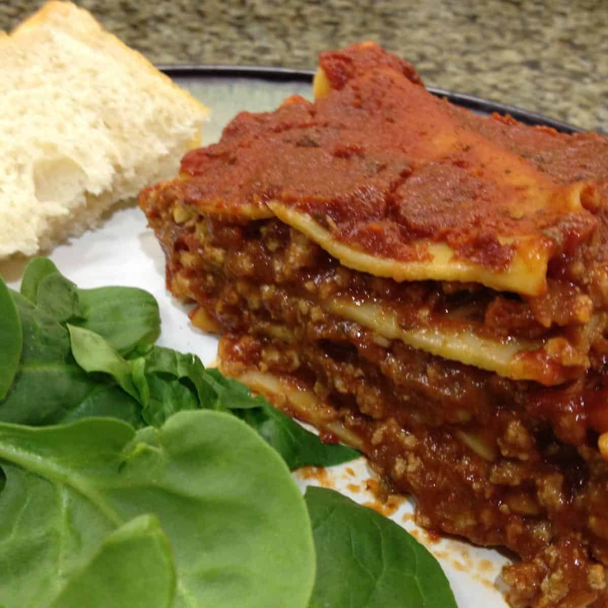 Layers upon layers of tomato sauce, cheese, and ground beef will make your taste buds dance.