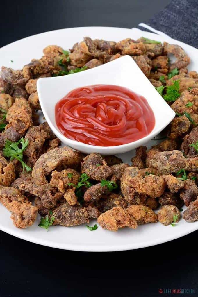  Looking for a new twist on chicken? Try these crunchy braised gizzards for an unforgettable flavor experience!