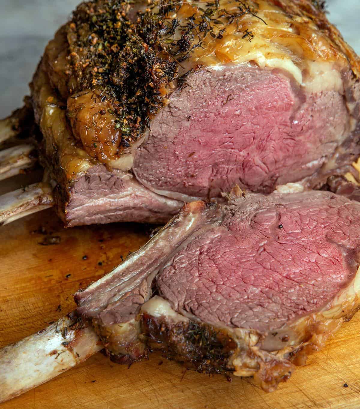  Make sure to give the roast some time to come to room temperature before cooking it; trust me, it makes a difference.