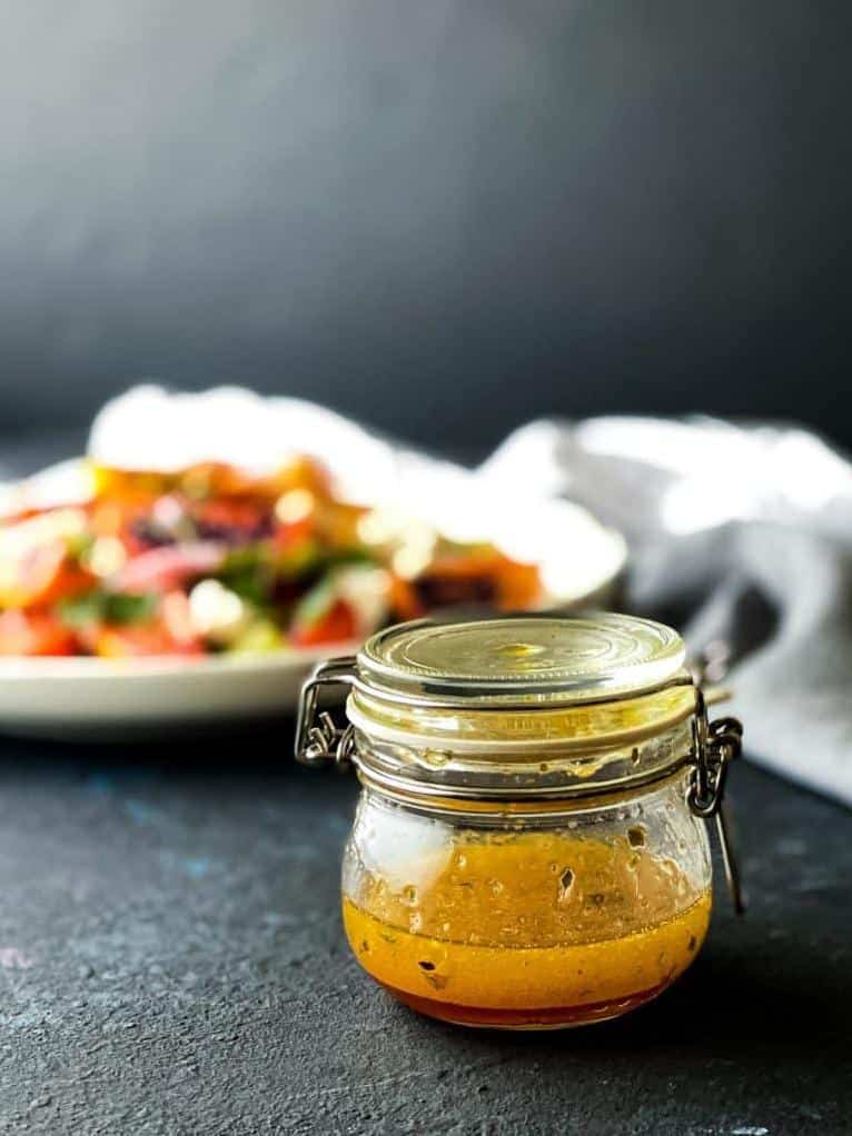 Mouthwatering Oregano Salad Dressing Recipe for Food Lovers