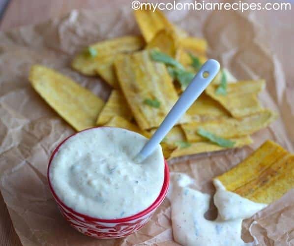  Say goodbye to boring side dishes, introduce your guests to the robust taste of plantains and salsa de ajo.