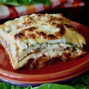  Say goodbye to floppy lasagna slices and hello to perfectly portioned squares!