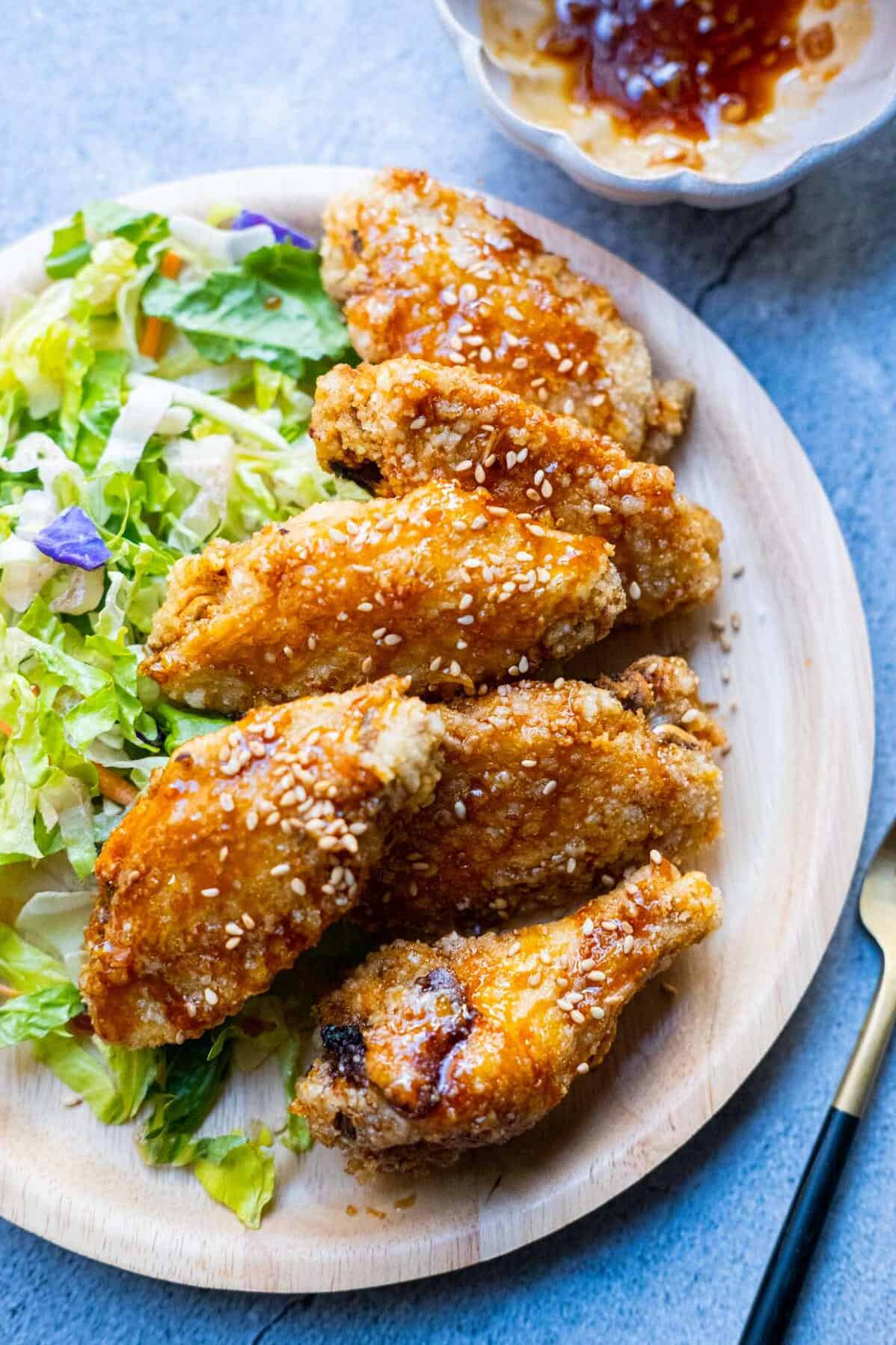  Set up a plate of tebasaki wings at your next get-together, and watch them disappear in no time!