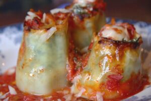 Spinach-Ricotta Pinwheel Lasagna