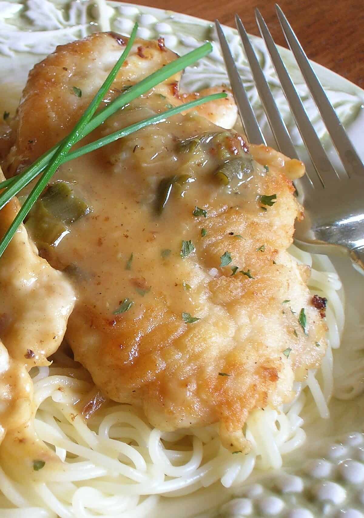  Tantalize your taste buds with this Lemon Chicken goodness.