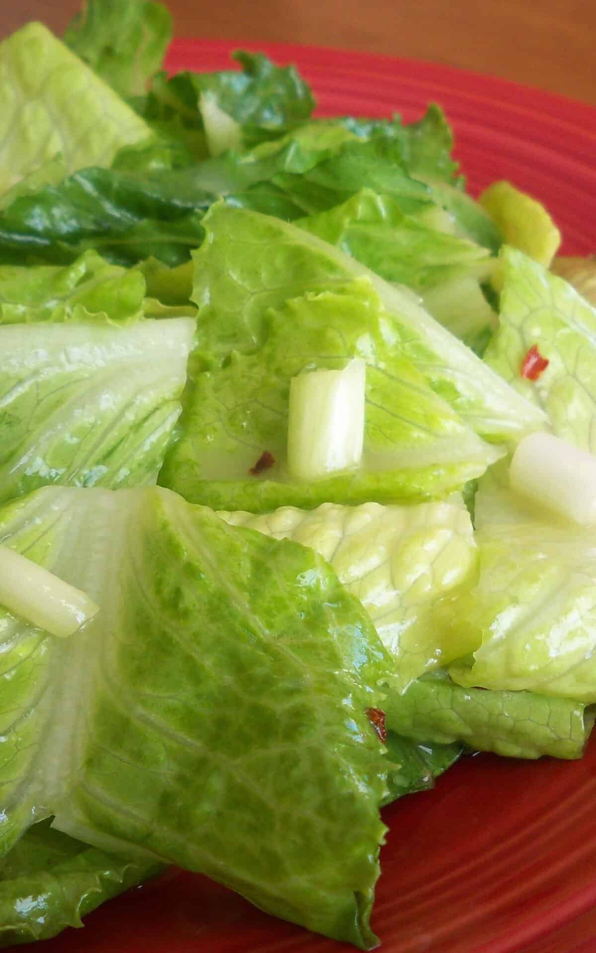 Crisp & Fresh: Our Best Lettuce Salad Recipe