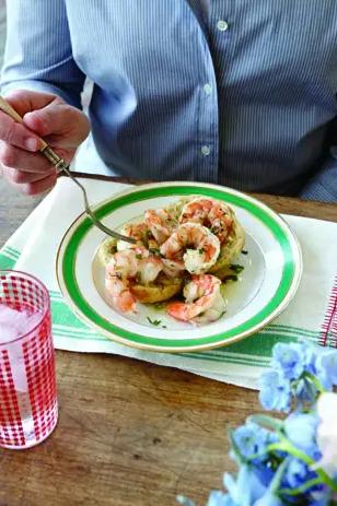  The perfect appetizer for any seafood lover.