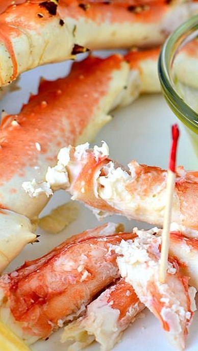  The sea has delivered the freshest catch with these mouthwatering crab legs.