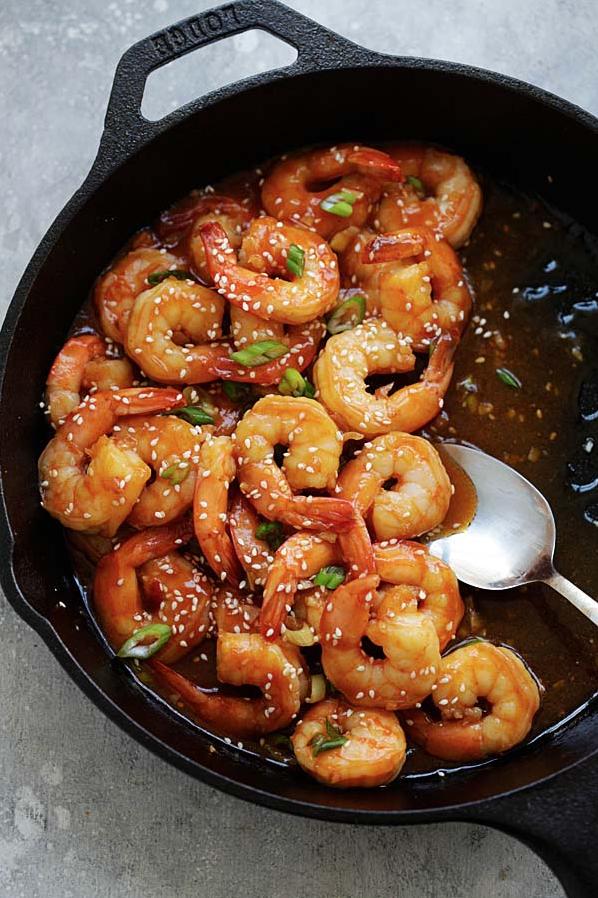  The translucent shrimp have a delicate flavor that pairs perfectly with sweet and sour sauce.