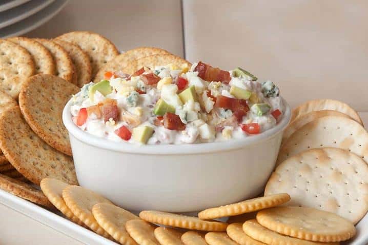  This dip is a fiesta in your mouth, with flavors that complement each other!