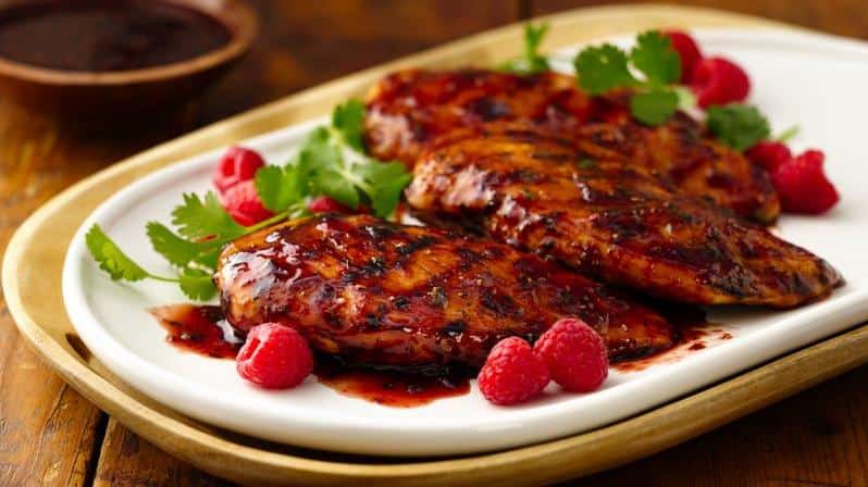  When sweet meets savory: Contents Chicken with Raspberry Salsa