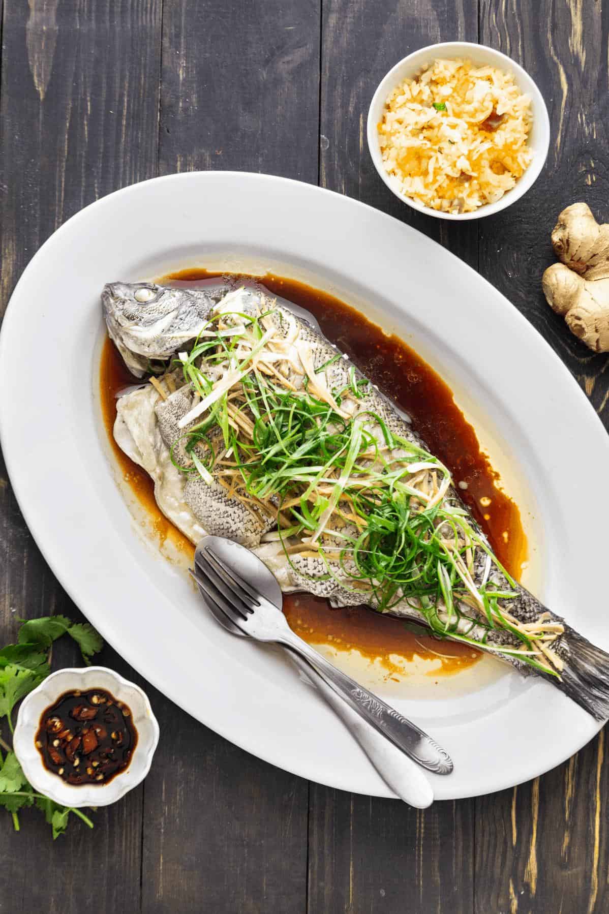  When you want something flavorful and light, steamed fish with ginger is the answer.