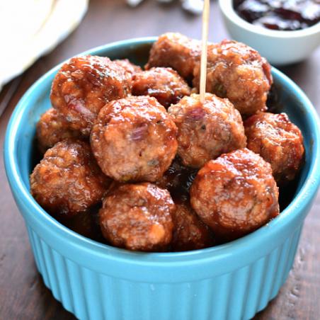  Your taste buds will be singing with every bite of these savory and flavorful meatballs.